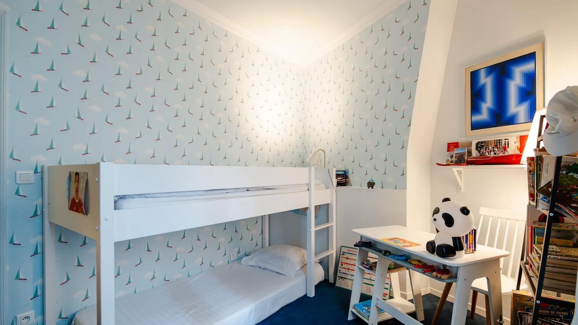 Veeve - Aesthetic Artistry Apartment *